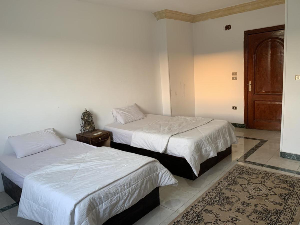 King Khufu Pyramids View Hotel Kafrat al Jabal Exterior foto