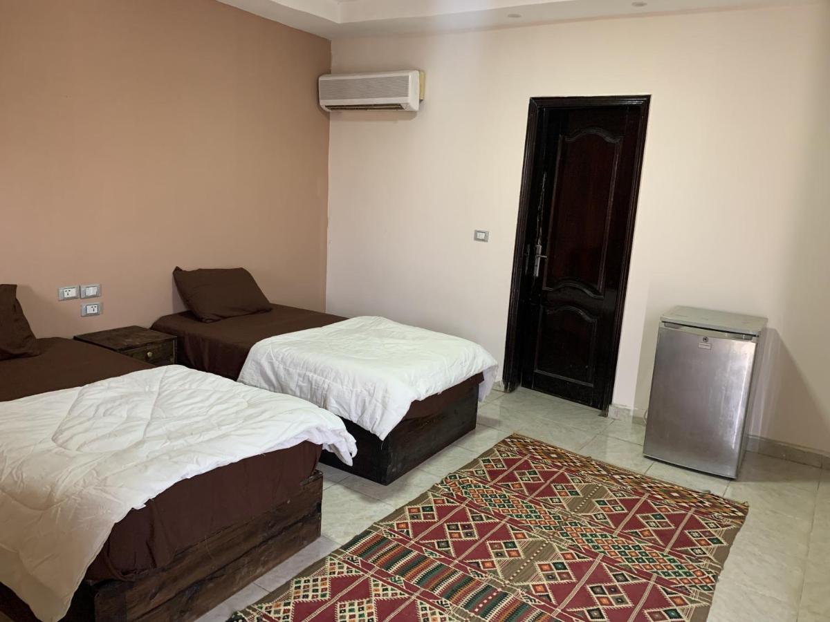 King Khufu Pyramids View Hotel Kafrat al Jabal Exterior foto